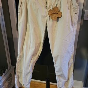 Grane Women's Light Cream Straight Leg Pants